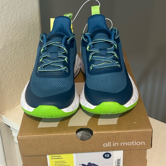 All In Motion Kids Camren Athletic Performance Fashion Sneakers Blue Youth Sz 13 - Picture 5 of 9